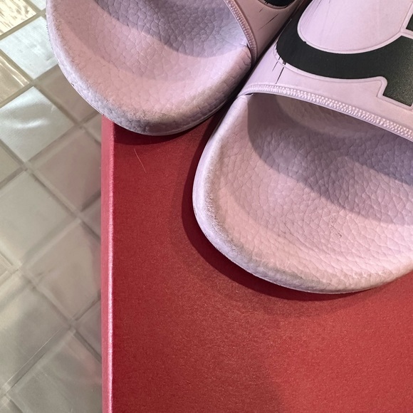 Salvatore Ferragamo Pool Slides - Picture 7 of 11